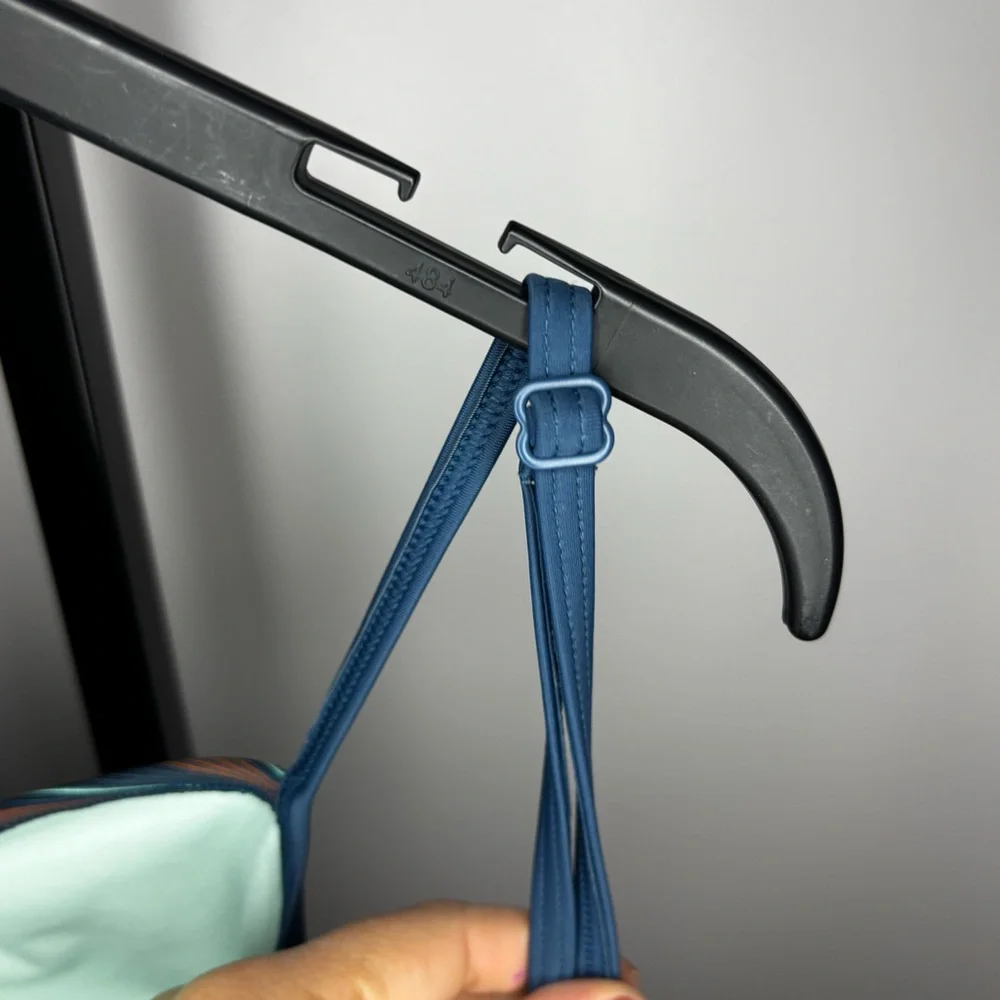 Prana Moorea Women's Tankini Swimsuit Top Size Medium Flawed - Picture 8 of 10